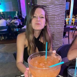 Meet your Posher, Carolyn